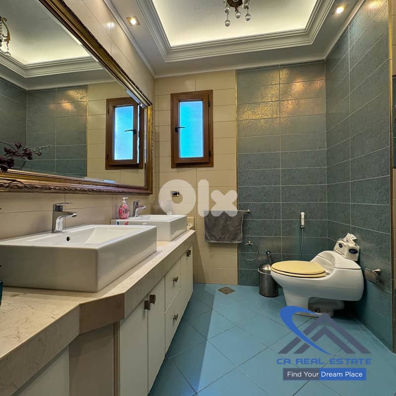 super deluxe for sale in beirut 0