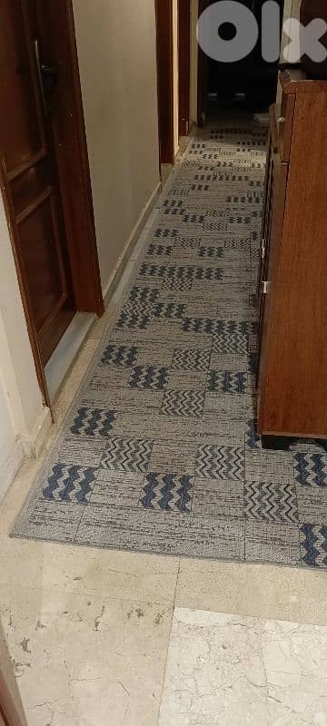 بساط كوريدور عدد ٢ قياس كل واحد 100×295 سعر الواحد 50$ 2