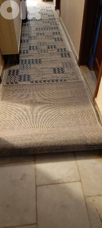 بساط كوريدور عدد ٢ قياس كل واحد 100×295 سعر الواحد 50$ 4