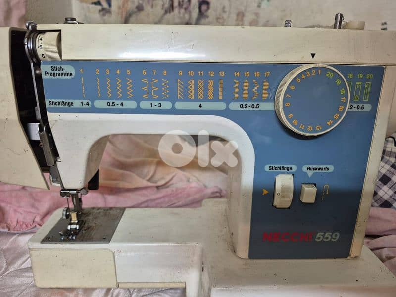 ماكينة خياطة 1