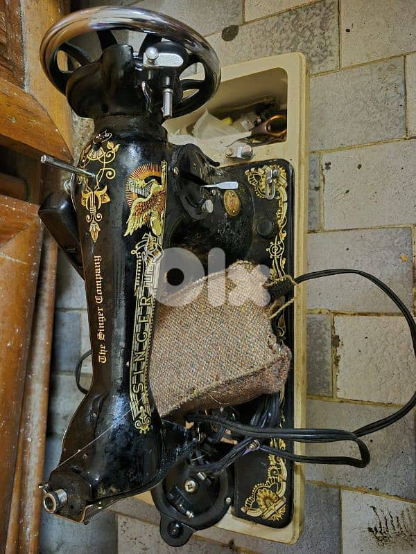 ماكينة خياطة 1