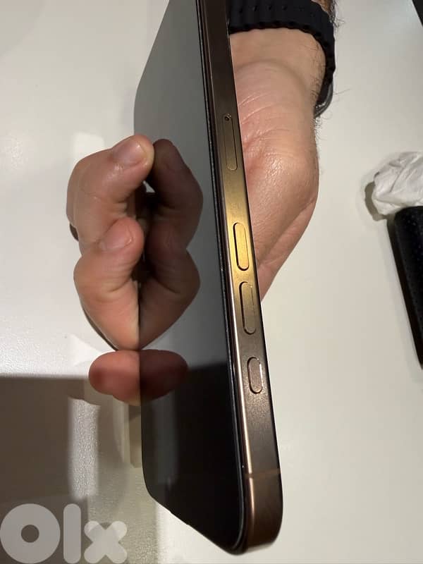 iPhone 16 Pro Max 256 GB 100% Battery 3