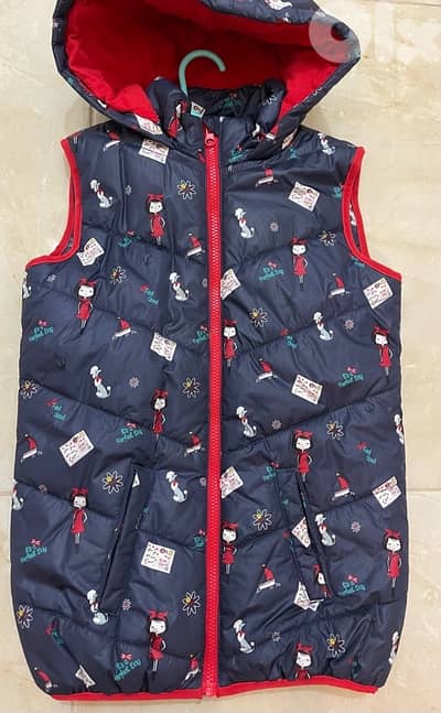 Nice girls vest size 10-12 years