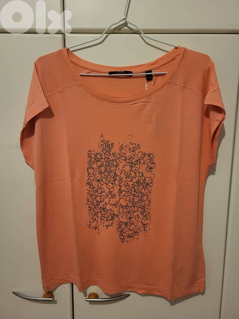 New Esprit Tshirts Large 2