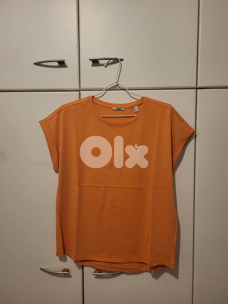 New Esprit Tshirts Large 3