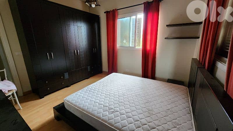 furniture & tableau 7