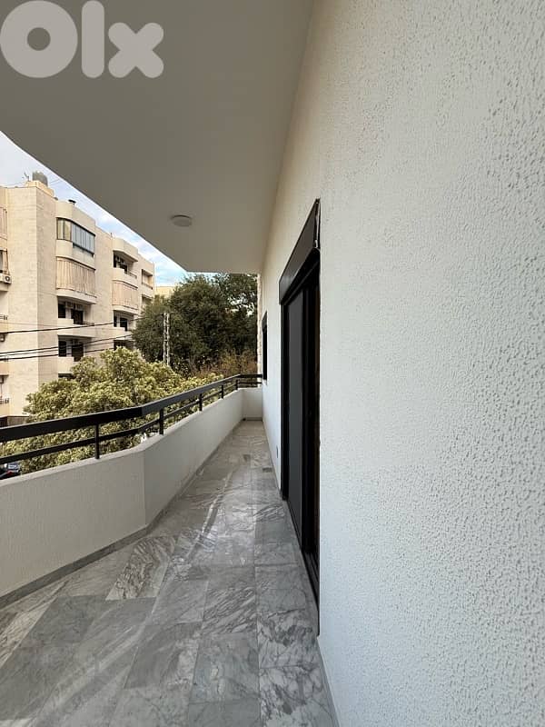 Semi furnished Spacious apartment for rent in Hazmieh, prime location. 0