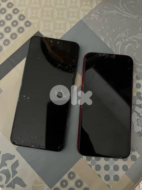 iphone xr & huawei y9 0