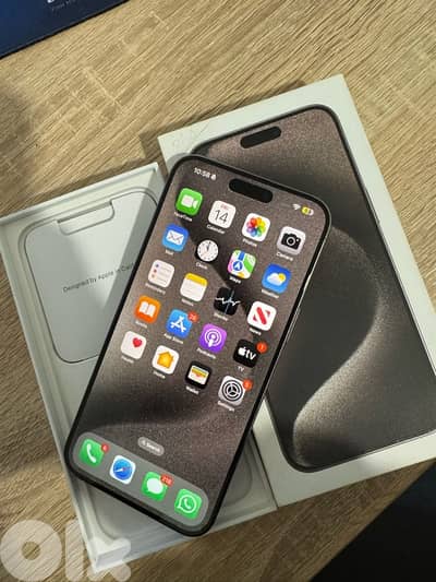 iPhone 15 Pro Max Natural Titanium 256GB