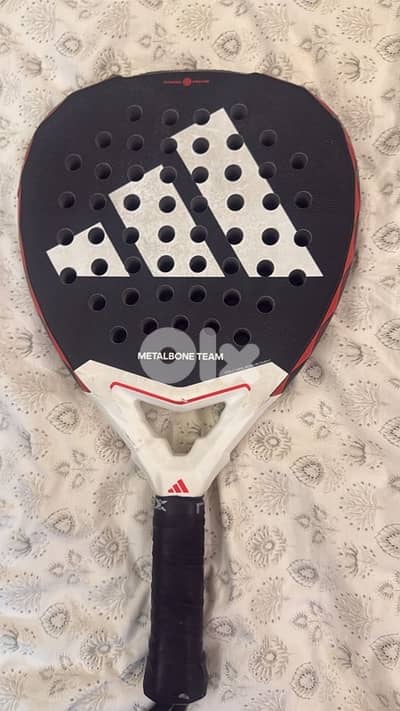 Adidas Metalbone team 2025