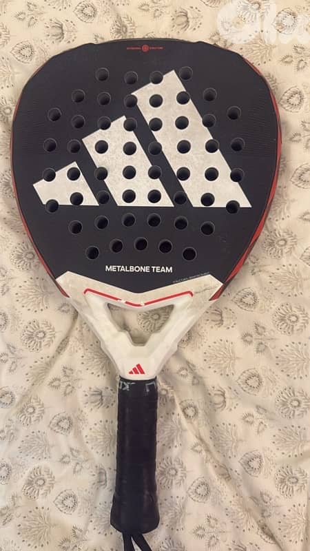 Adidas Metalbone team 2025 1