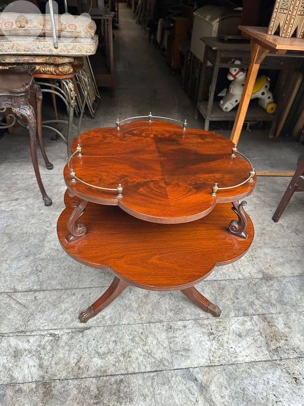 english victorian round table salonطاولة صالون انجليزية انتيك 1