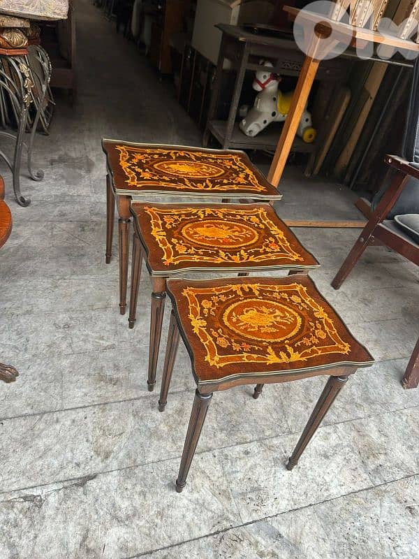 frensh set table gigon salon 3 pcs طقم ٣ قطع طاولات فرنسي ماركتري 0