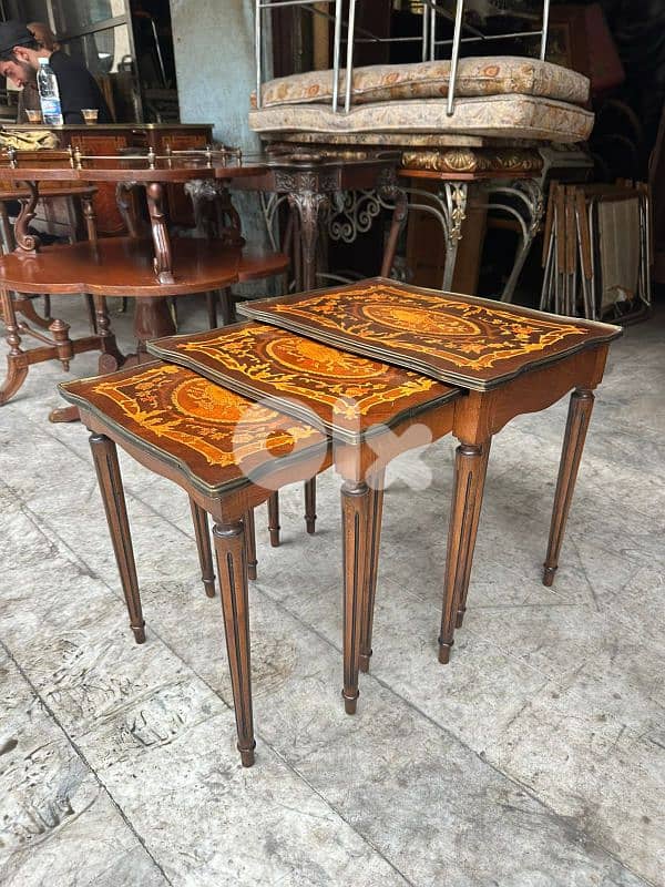 frensh set table gigon salon 3 pcs طقم ٣ قطع طاولات فرنسي ماركتري 4