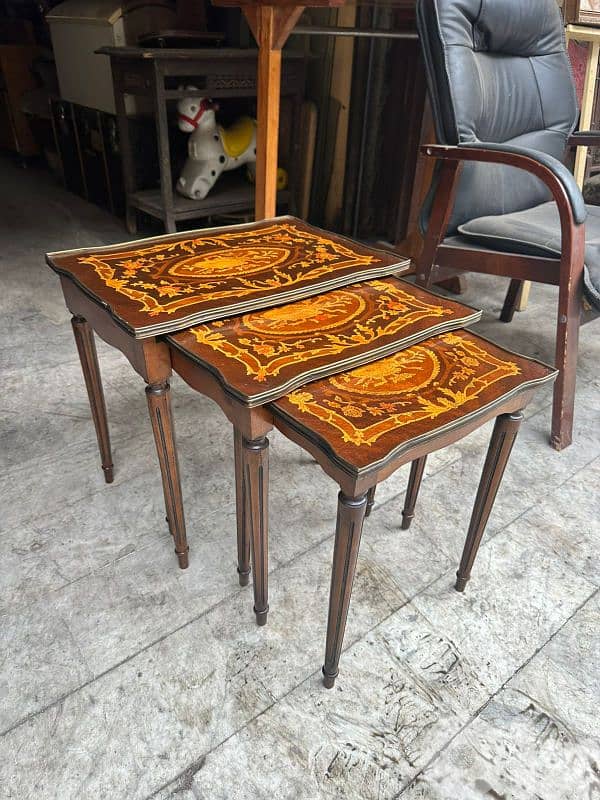 frensh set table gigon salon 3 pcs طقم ٣ قطع طاولات فرنسي ماركتري 5