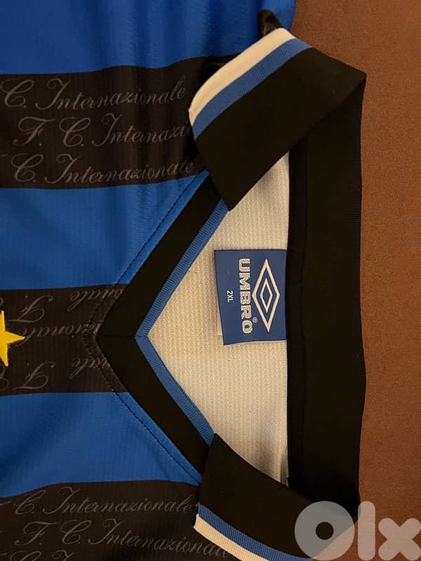 Authentic 1997 Retro Inter Milan R9 Kit 1