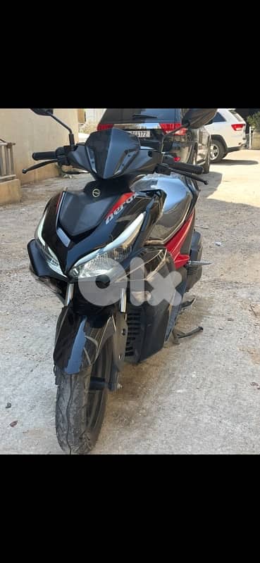 aerox lal be3 , ndafeh top 4