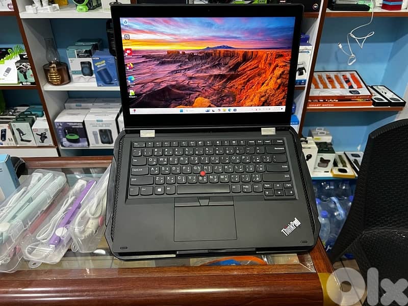 Lenovo Thinkpad L390 Yoga 8