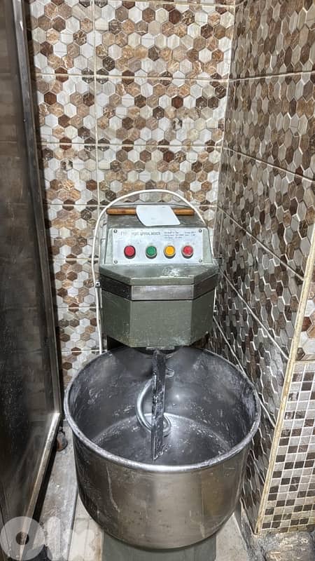 عجانة مميزة شبه جديدة 0