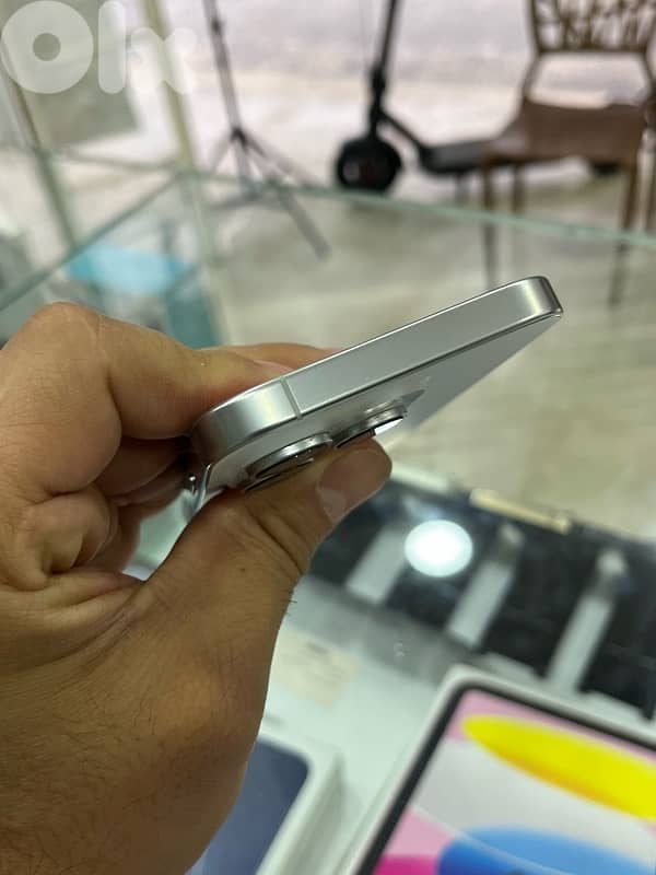 iphone 16 pro 256gb white battery 91% ktir ndif 2