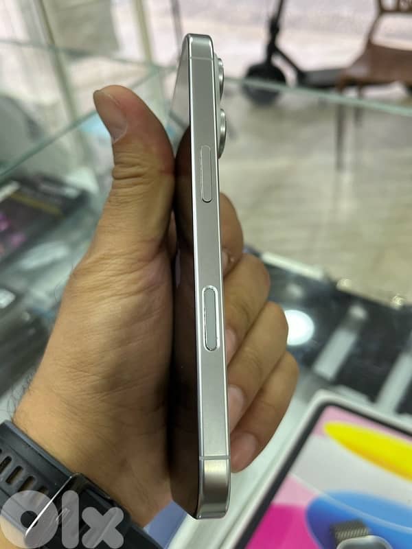 iphone 16 pro 256gb white battery 91% ktir ndif 4