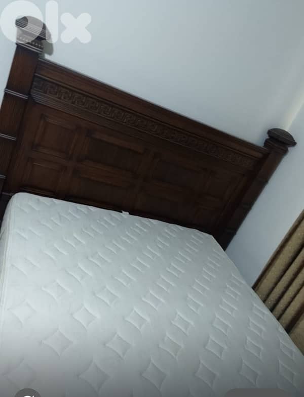 Beautiful Bedroom Set – Good Condition – Free Mattress 2
