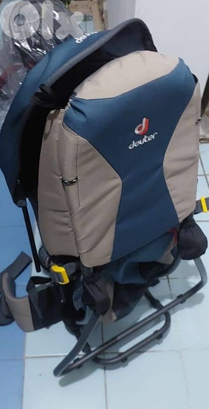 Deuter kid comfort Child Carrier and Backpack for travel and Hiking 3