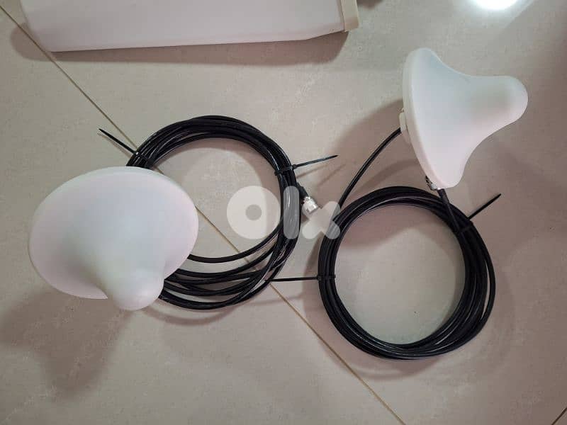 Mobile Repeater with its Manual 3