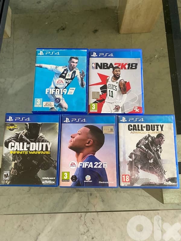 PS4 slim used + controller + 5CDs + hdmi cable [excellent condition] 1