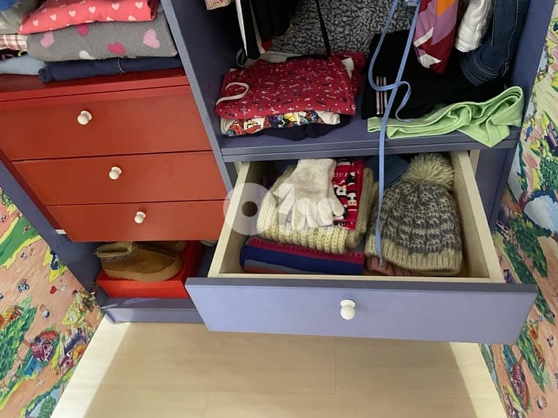 Kid’s Closet 1