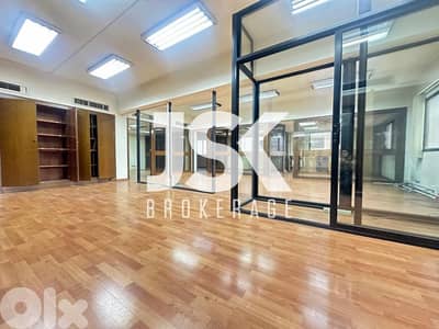 L19717 - 655 SQM Office For Rent in A Prime Location Dora