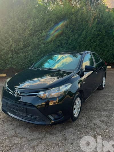 تويوتا ياريس 2016