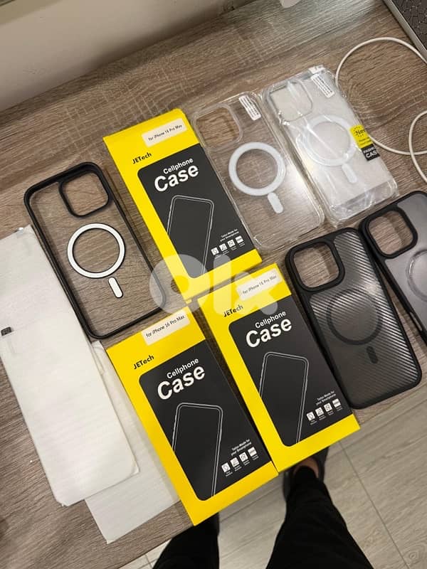 iphone 16 pro max 256gb like new 6