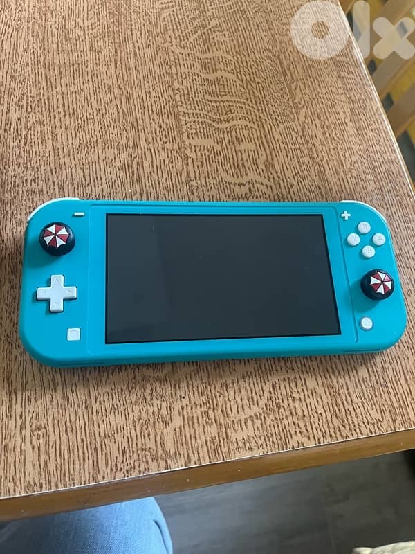 Nintendo switch lite 1