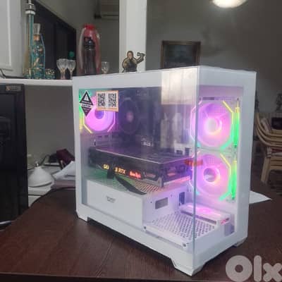 Sleek All White-3070-Gaming PC