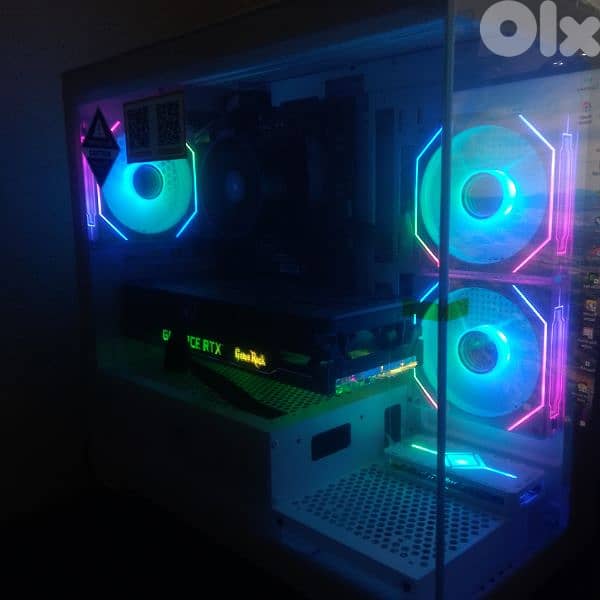 Sleek All White-3070-Gaming PC 2