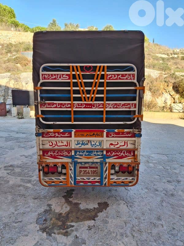 بيك اب تويتا مع نمرة 1