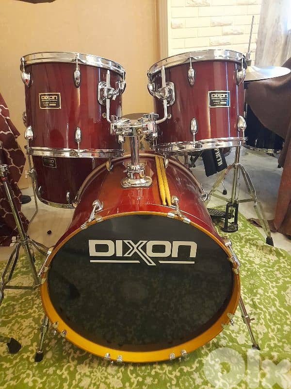 Dixon drums 0