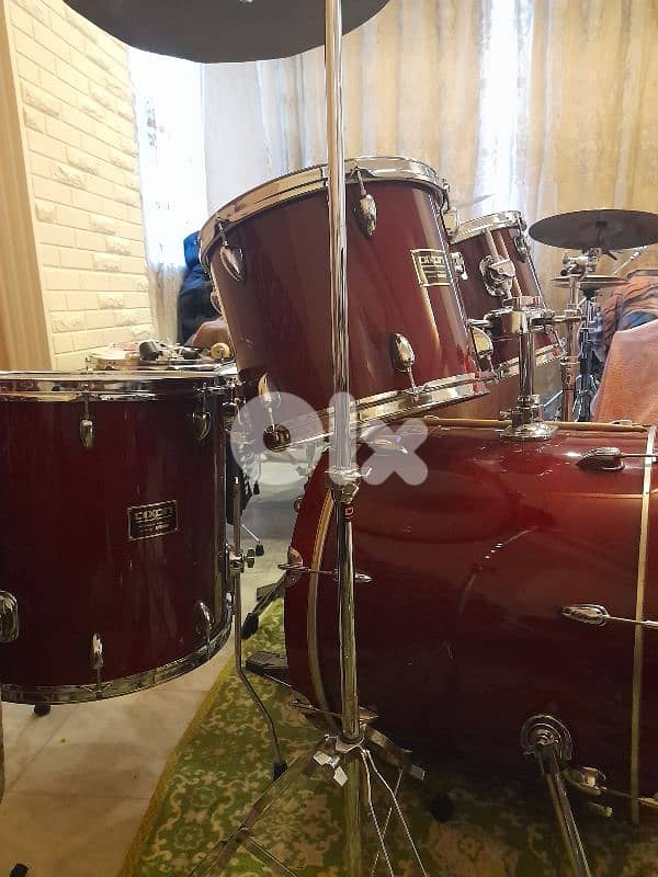 Dixon drums 1
