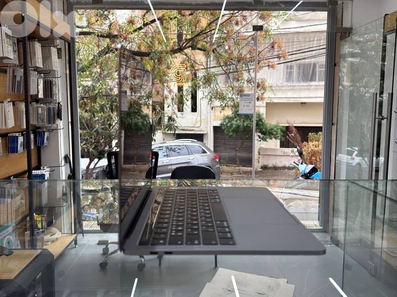 MacBook Pro 2018 13.3-inch 3