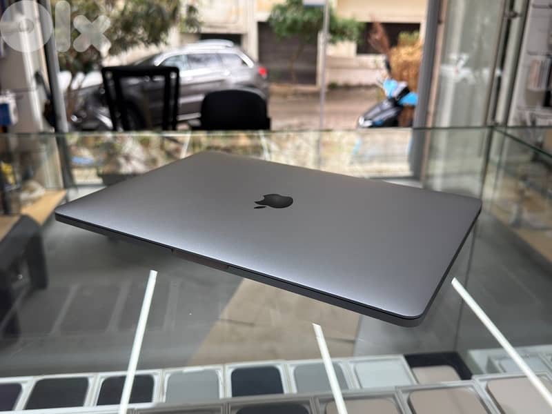 MacBook Pro 2018 13.3-inch 5