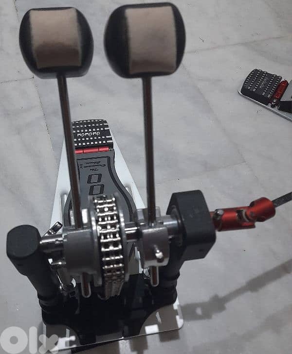 DW 9000series double pedal 1