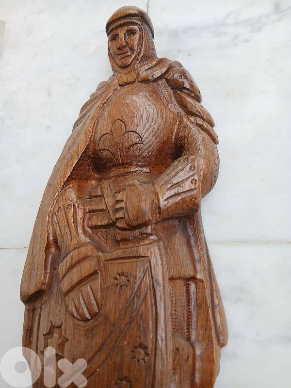 تمثال المحارب الإنكليزي الصليبي 3