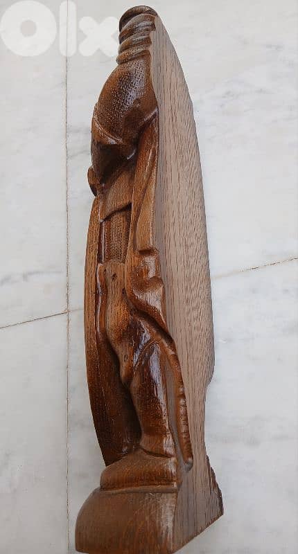 تمثال المحارب الإنكليزي الصليبي 4