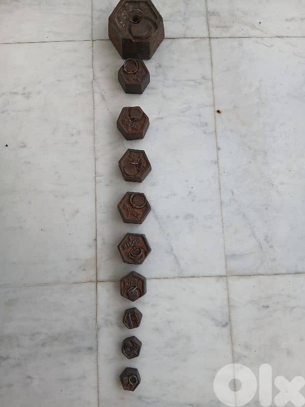 مجموعة وزنات قديمة 0