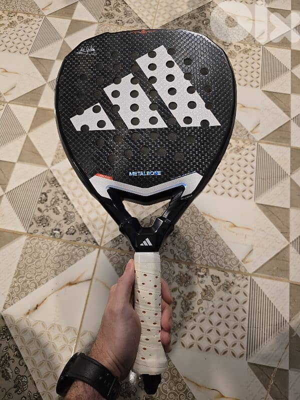 adidas Metalbone 3.4 - Ale Galán Racket 4