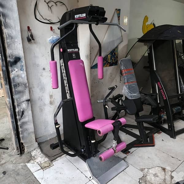 home gym like new for 220$ mawjoudi b Beirut tlp 70479696 2