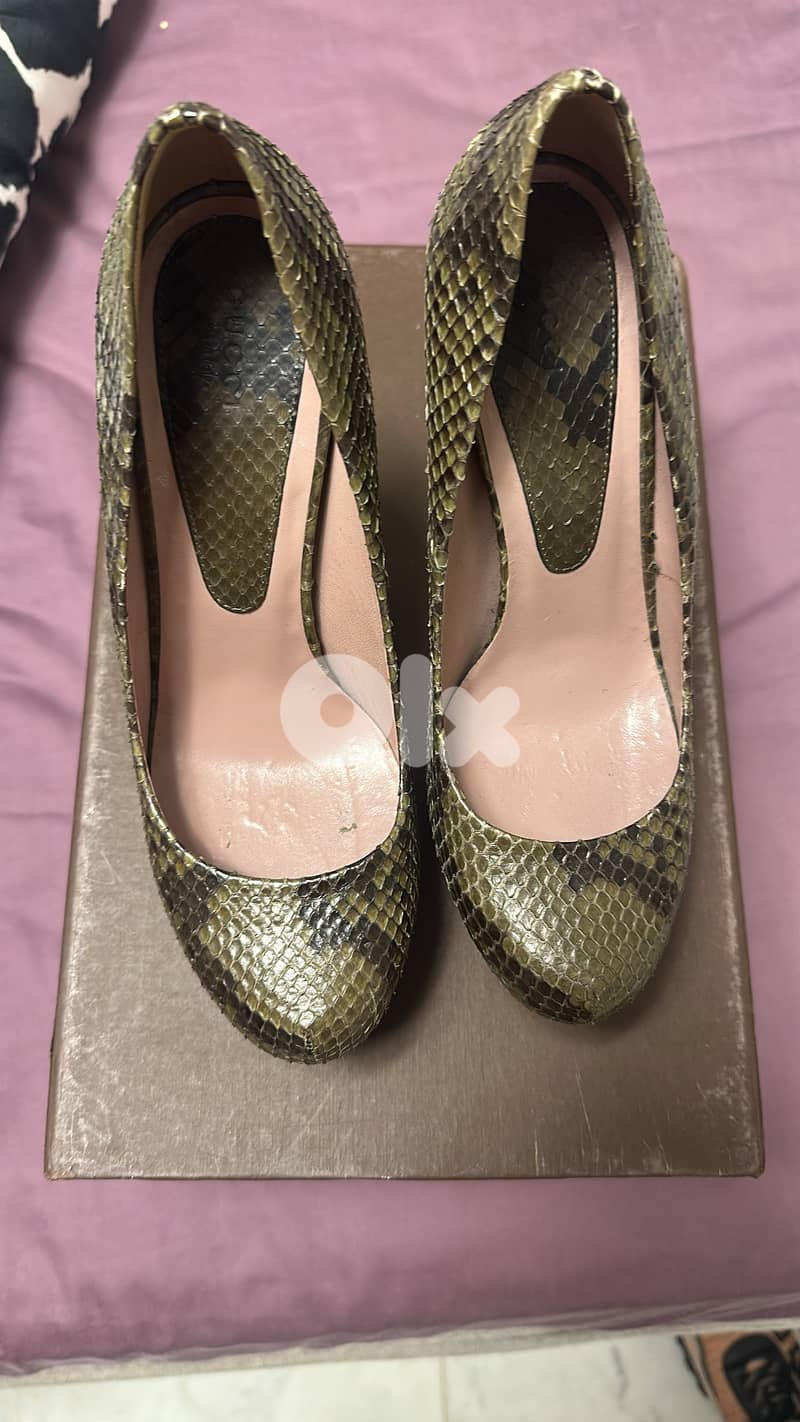 GUCCI very good condition python heels 2