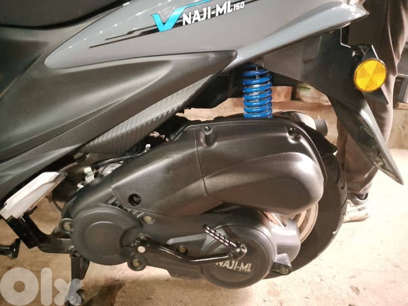 موتسيكل. V150. cc 5