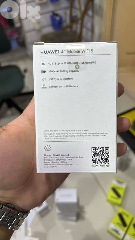 Huawei 4g mobile wifi 5 E5586-326 black 1